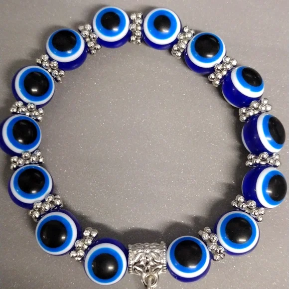 Stylish Evil Eye Stretchy Bracelet New in Package - Picture 4 of 5